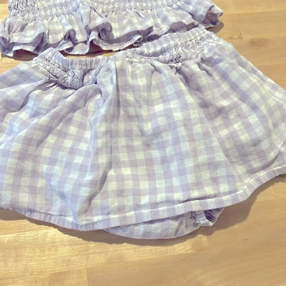 PURPLE AND WHITE GINGHAM TWO PIECE SET - SIZE 18-24M